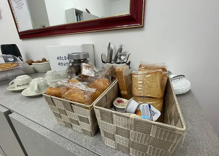 Holden House Отель типа 