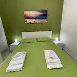 Holden House Bed & Breakfast Bari